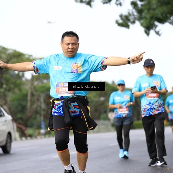 Runner Photo 7754144