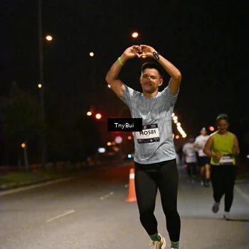 Runner Photo 7754152