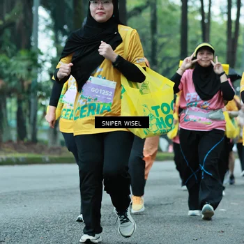 Runner Photo 7754158