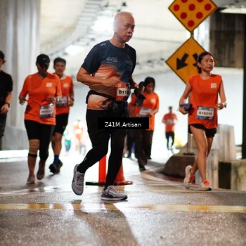 Runner Photo 7754163