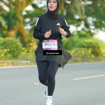 Runner Photo 7754170