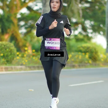 Runner Photo 7754180