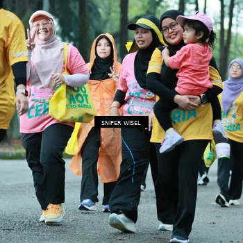 Runner Photo 7754189