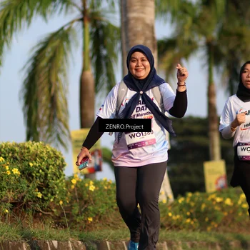 Runner Photo 7754192