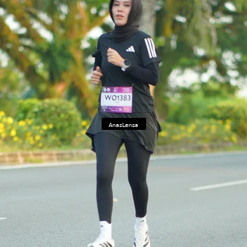Runner Photo 7754215