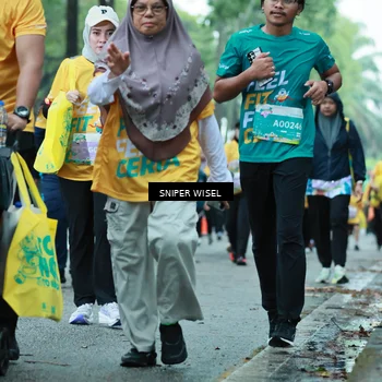Runner Photo 7754223