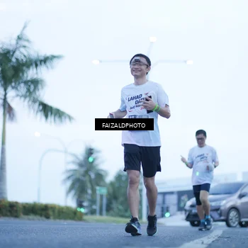Runner Photo 7754240