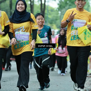 Runner Photo 7754254