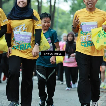 Runner Photo 7754270