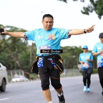 Runner Photo 7754274