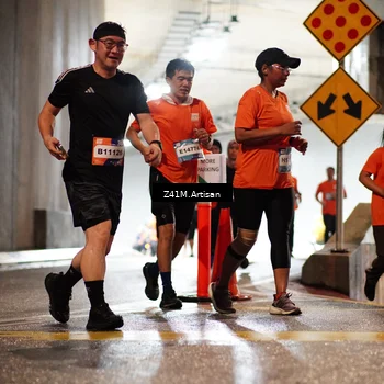 Runner Photo 7754280