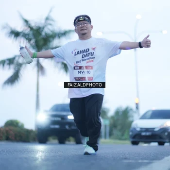 Runner Photo 7754287