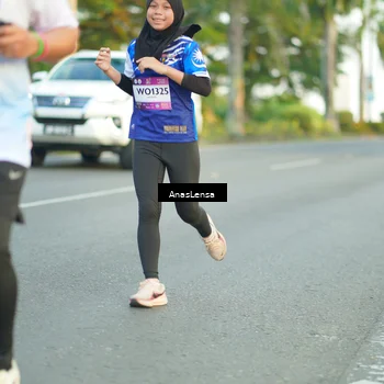 Runner Photo 7754317