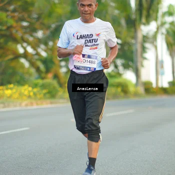 Runner Photo 7754365