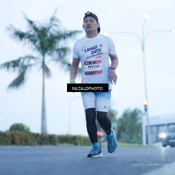 Runner Photo 7754377
