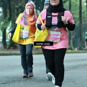 Runner Photo 7754391