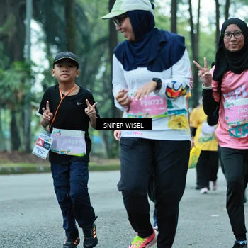 Runner Photo 7754399
