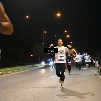 Runner Photo 7754403