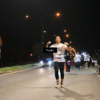 Runner Photo 7754433