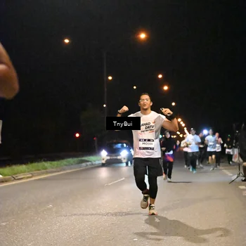 Runner Photo 7754438