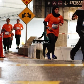 Runner Photo 7754557