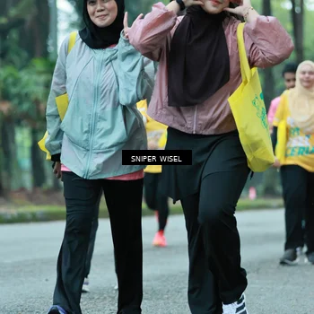 Runner Photo 7754565