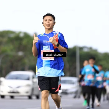 Runner Photo 7754584