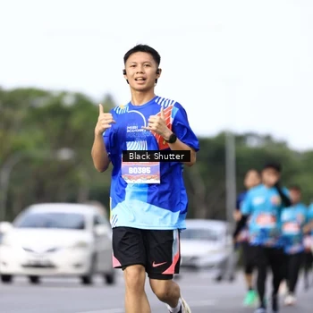 Runner Photo 7754588