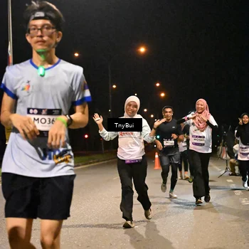 Runner Photo 7754590
