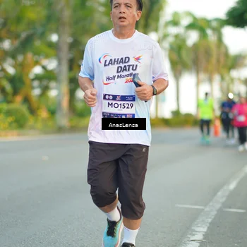 Runner Photo 7754599