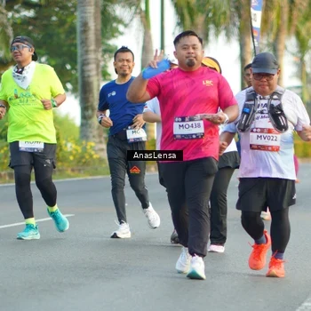 Runner Photo 7754611