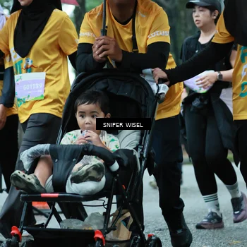 Runner Photo 7754663