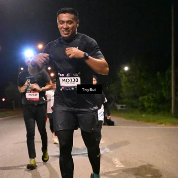 Runner Photo 7754677