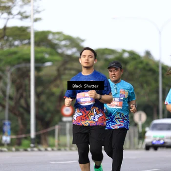 Runner Photo 7754748