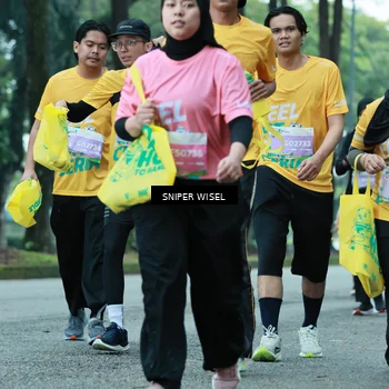 Runner Photo 7754782
