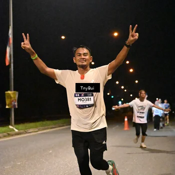 Runner Photo 7754796