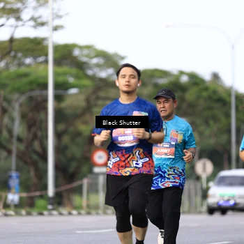 Runner Photo 7754800