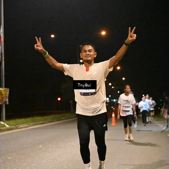 Runner Photo 7754807