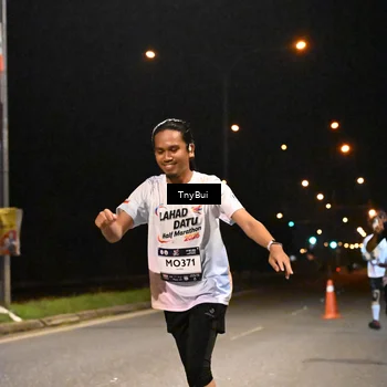 Runner Photo 7754834