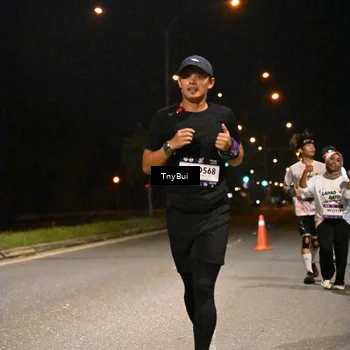 Runner Photo 7754847