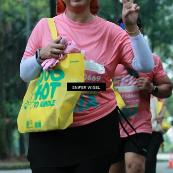 Runner Photo 7754870