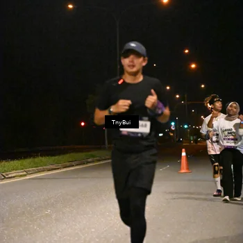 Runner Photo 7754871