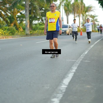 Runner Photo 7754883