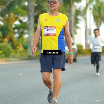 Runner Photo 7754891