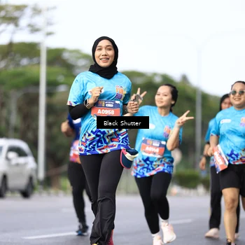 Runner Photo 7754899