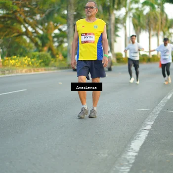 Runner Photo 7754903
