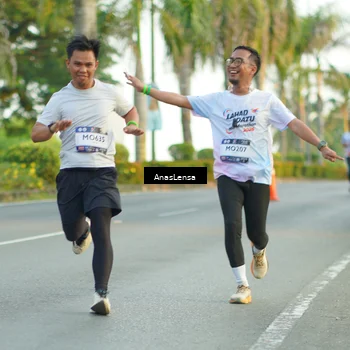 Runner Photo 7754927