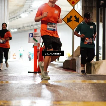 Runner Photo 7754982