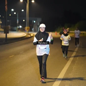 Runner Photo 7754987