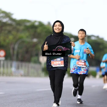 Runner Photo 7755001